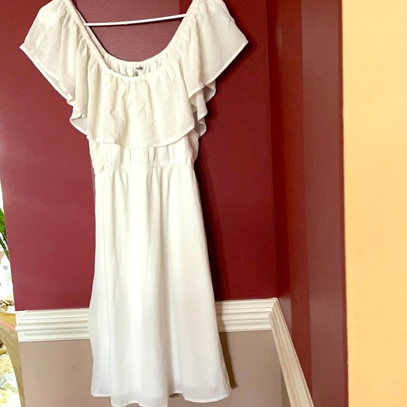 Mono B Dresses & Skirts - Dress